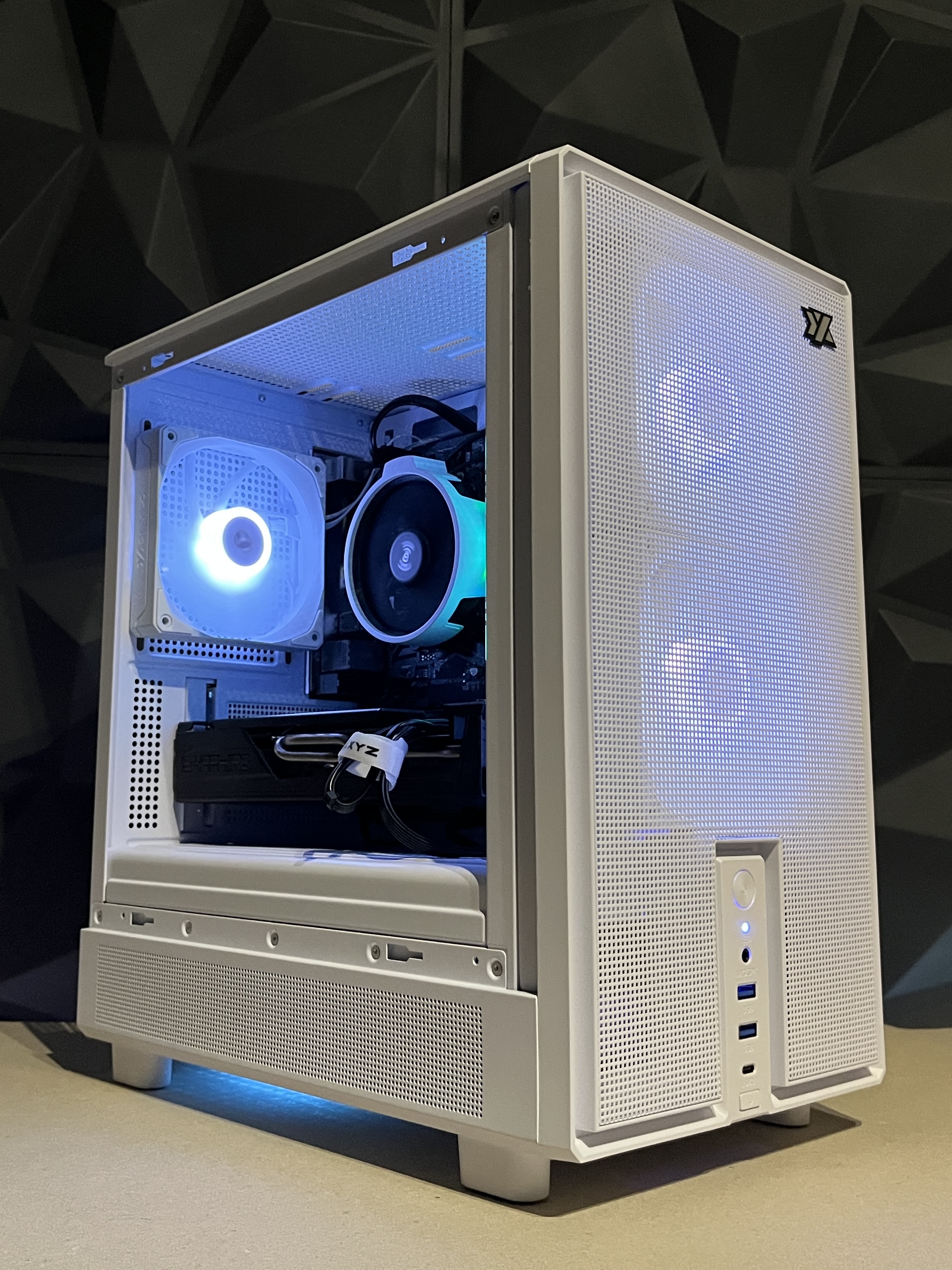 PC Gamer Ryzen 7 + RX 5700 XT 8GB